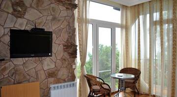 Фото номера Дом для отпуска Гостиница Guest house U Viktorii г. Ливадия 18