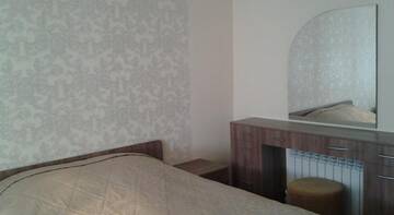 Фото номера Четырехместный номер с балконом Гостиница Guest House Livadiya Vinogradnaya г. Ливадия 7