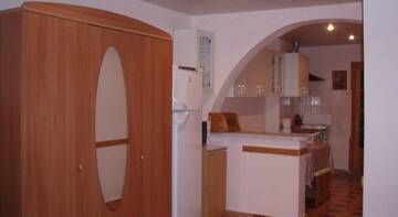 Фото номера Стандартный четырехместный номер Гостиница Guest House Livadiya Vinogradnaya г. Ливадия 3