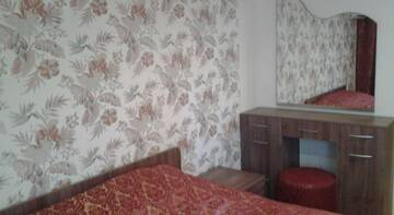Фото номера Cемейный номер с отдельной ванной комнатой Гостиница Guest House Livadiya Vinogradnaya г. Ливадия 4