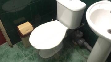 Фото номера Большой двухместный номер с 1 кроватью Гостевой дом Югославия г. Ливадия 4
